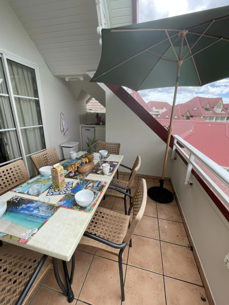 Terrasse avec vue sur la mer