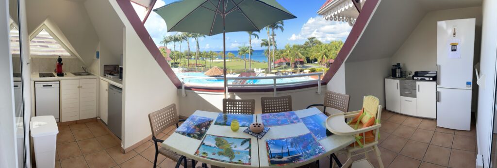 Vue terrasse & kitchenette